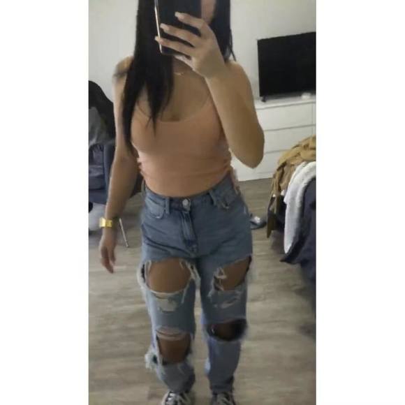 Meet your Posher, Goldie - Picture 1 of 1